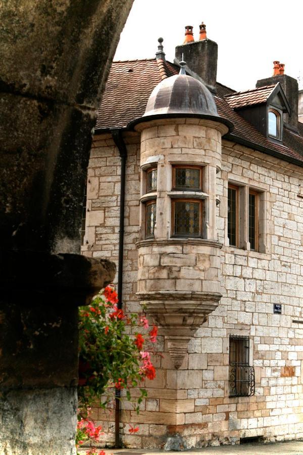 Maison La Tourelle Бом-ле-Дам Экстерьер фото